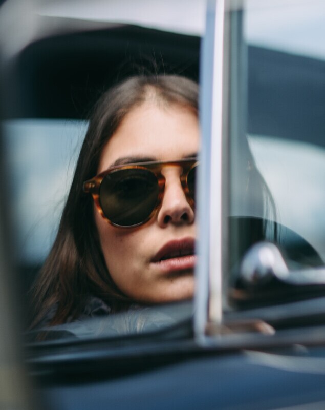 SUNGLASSES